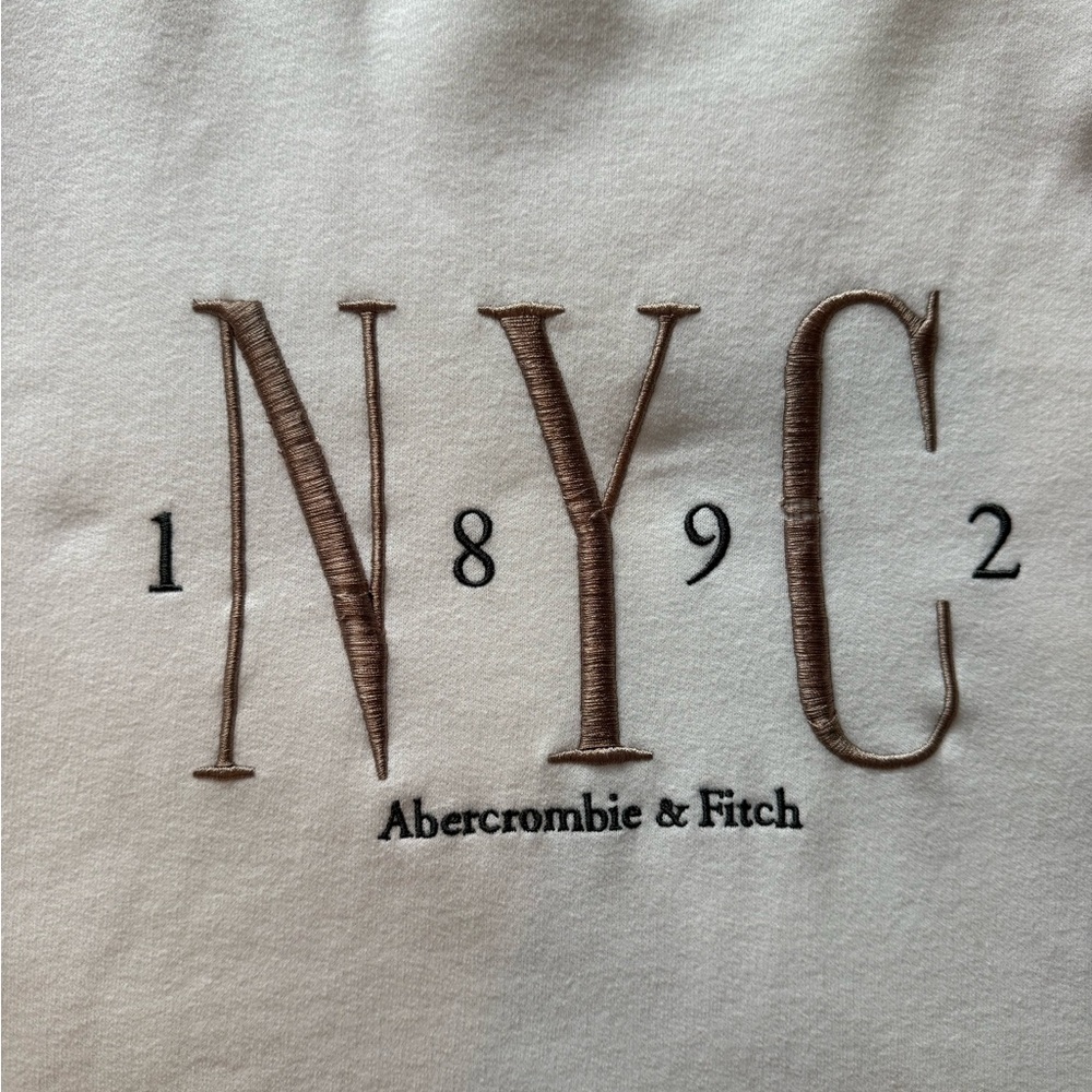 Abercrombie & Fitch Cream NYC 1892 Sweatshirt - Picture 2 of 3